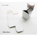 Boite carton : 5 x 5 x 7 cm