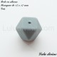 Perle en silicone hexagone 17 mm