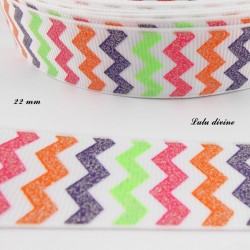 Ruban blanc Chevron multicolore effet brillant de 22 mm