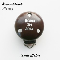 Pince bois boucle Marron : Born in 2014