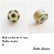 Perle en bois, Ballon de foot